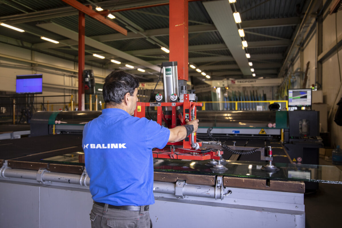 Snijden • Balink Glas - Waar we Moeilijk Makkelijk maken